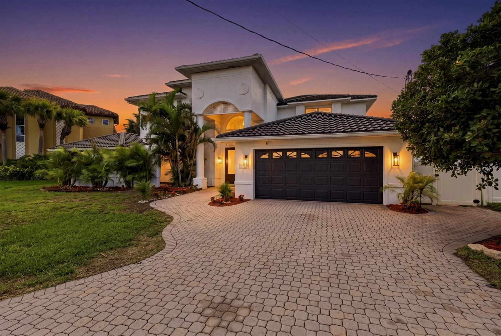461 Palm Is Ne Property Photo 2