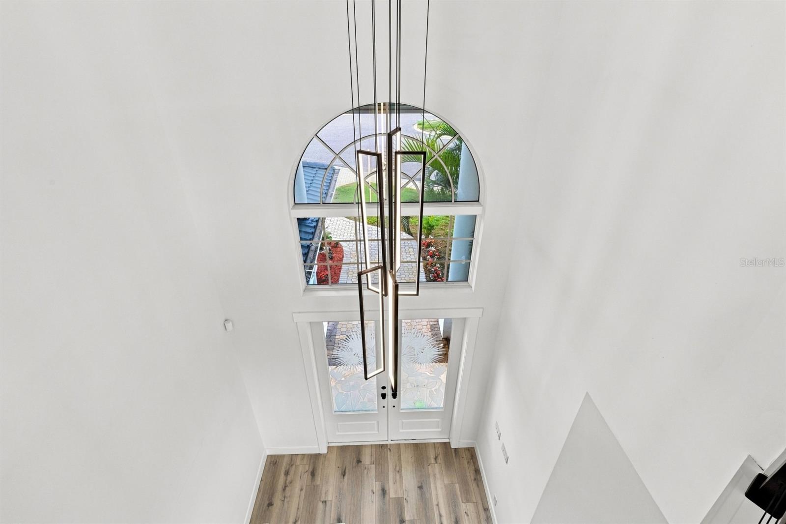 461 Palm Is Ne Property Photo 25