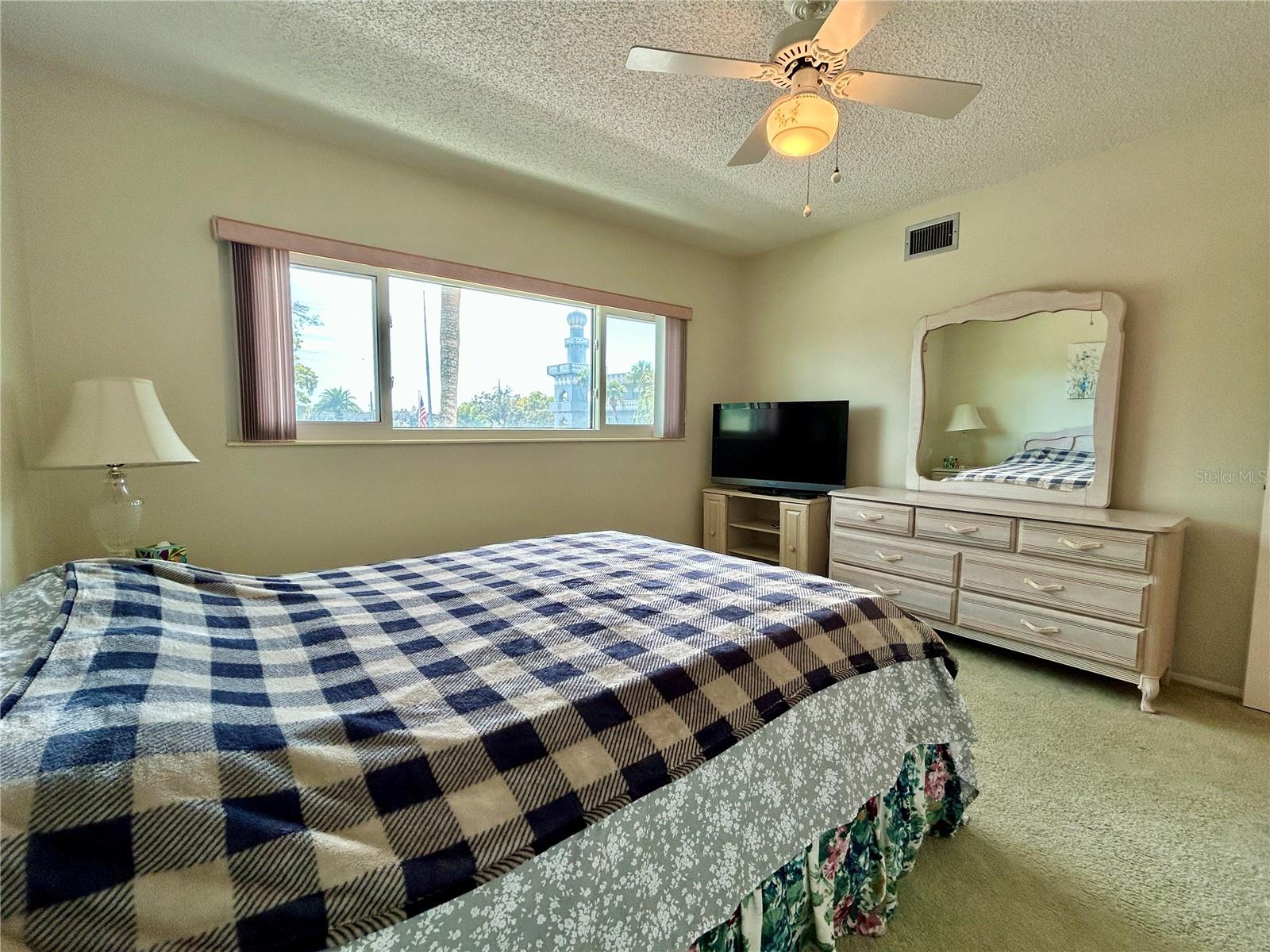 2340 Grecian Way #38 Property Photo 26