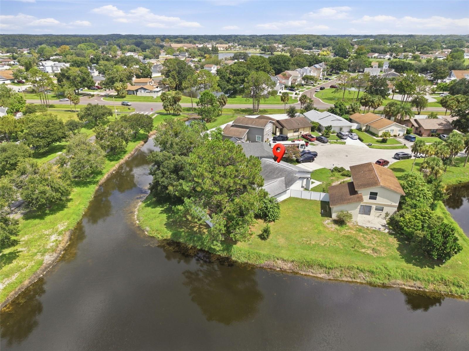 10816 Fairfield Village Dr Property Photo 28