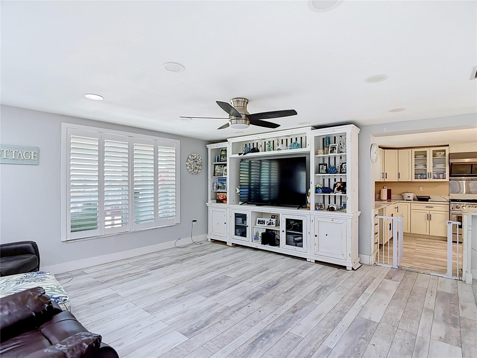 3516 Floramar Ter Property Photo 24