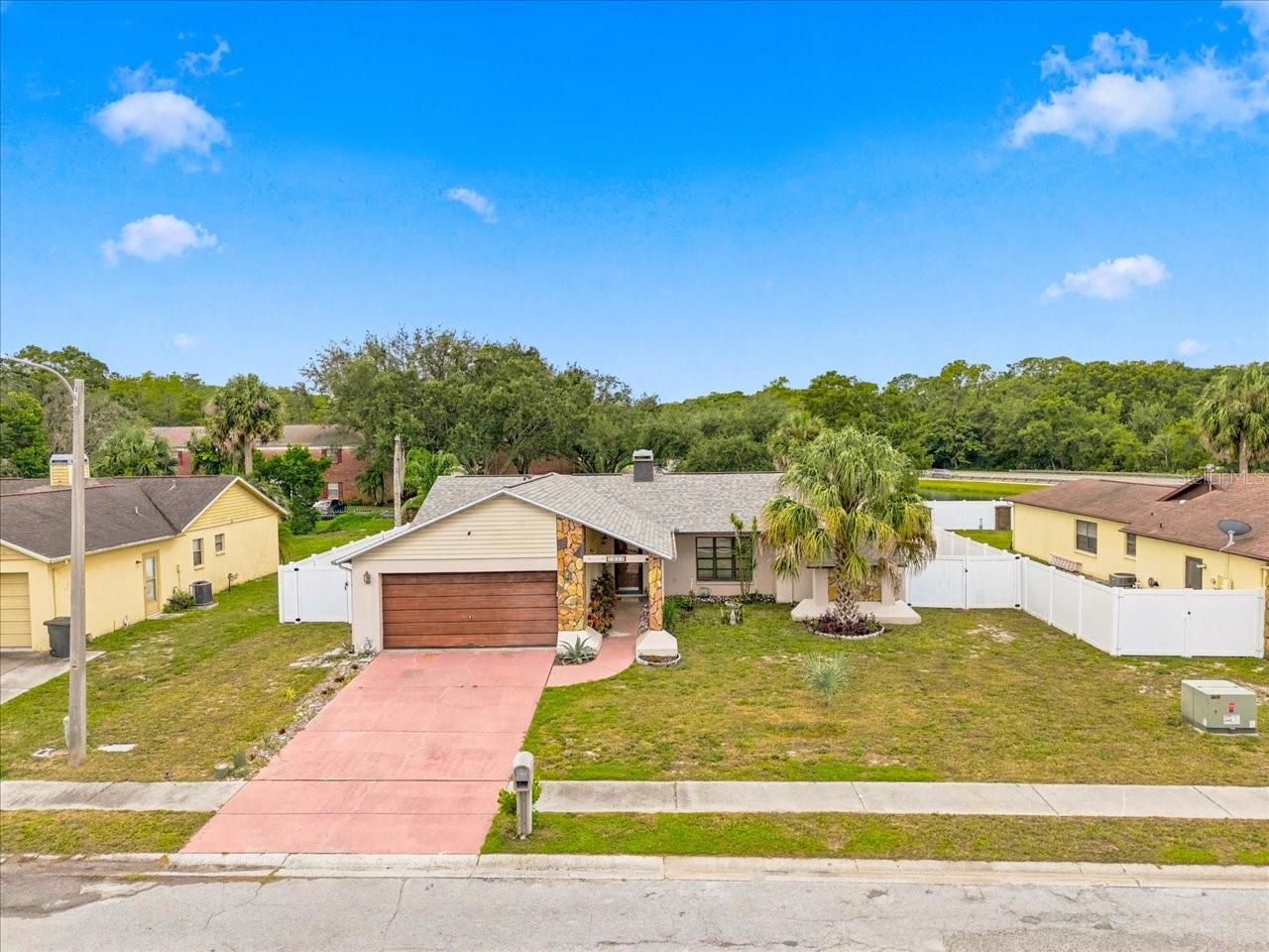 7022 Arbor View Ln Property Photo 1