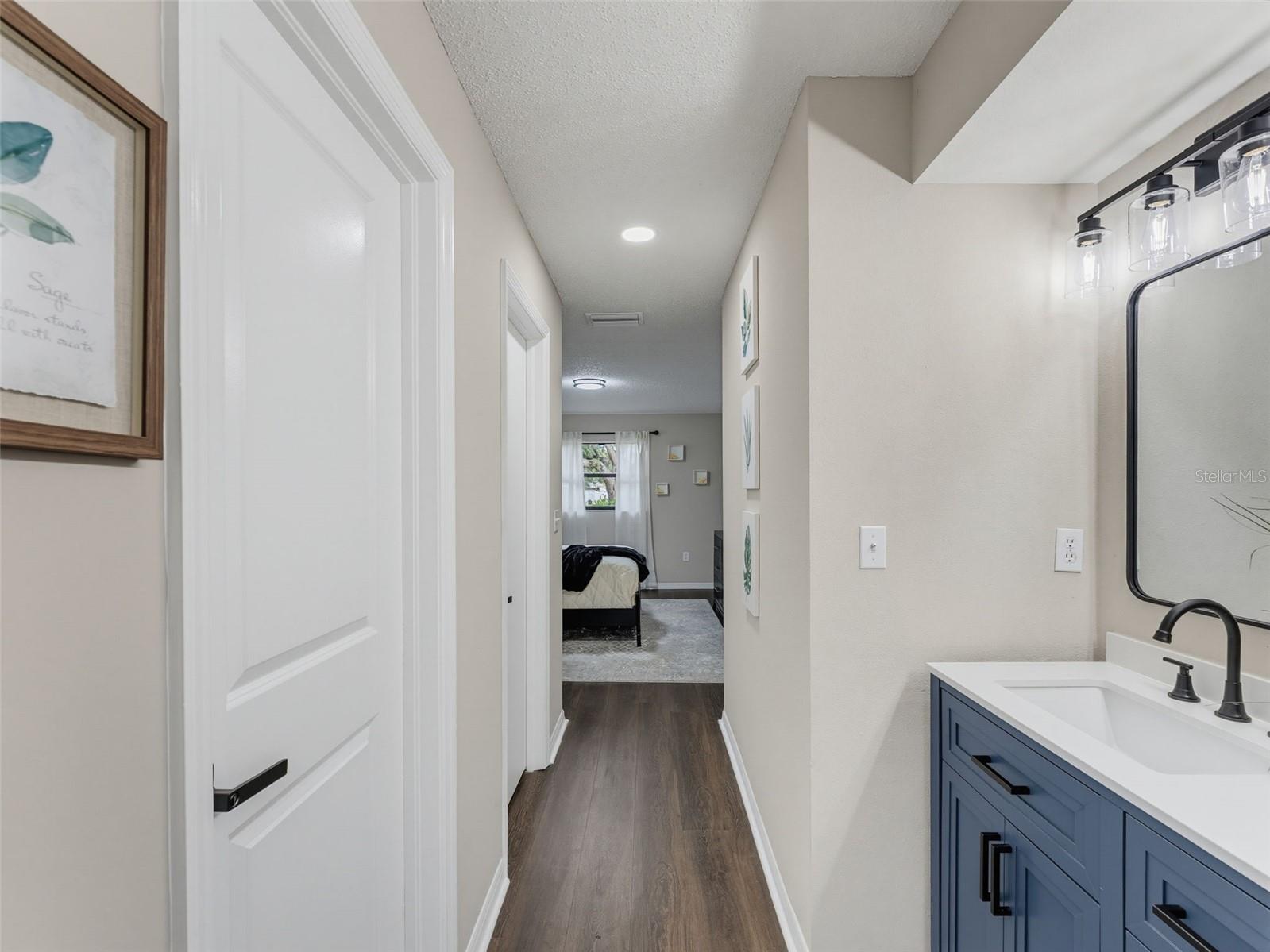 8275 Dora St Property Photo 10