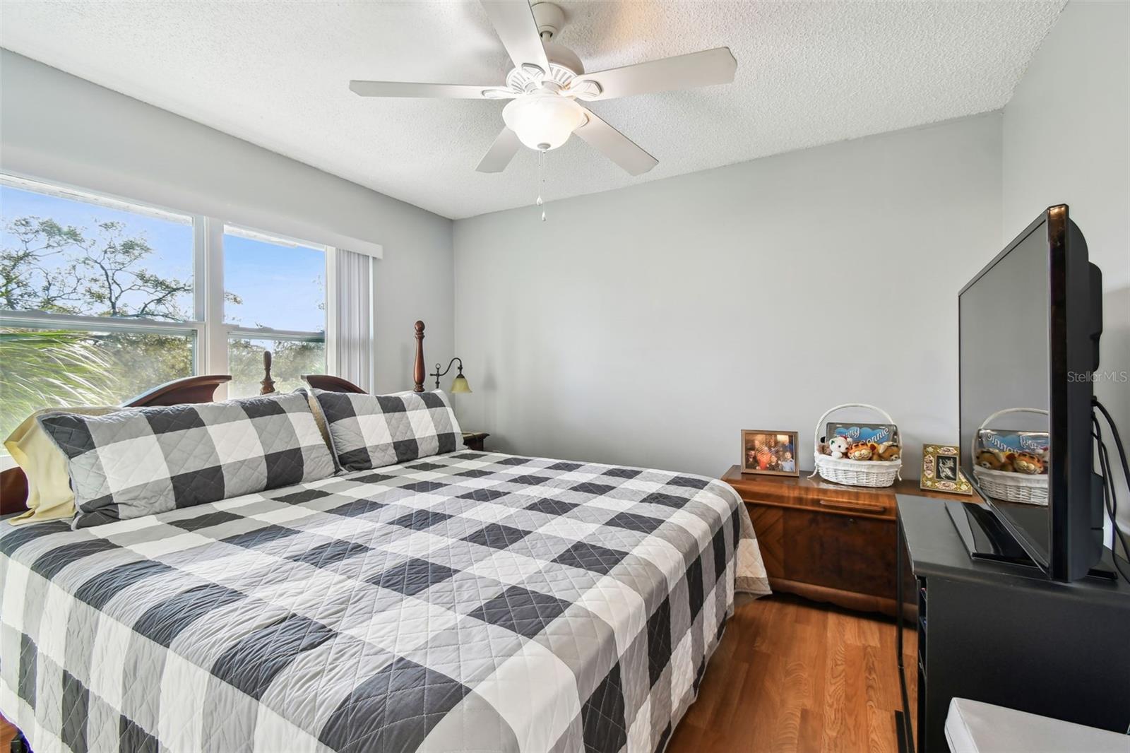 2650 Countryside Blvd #c309 Property Photo 32