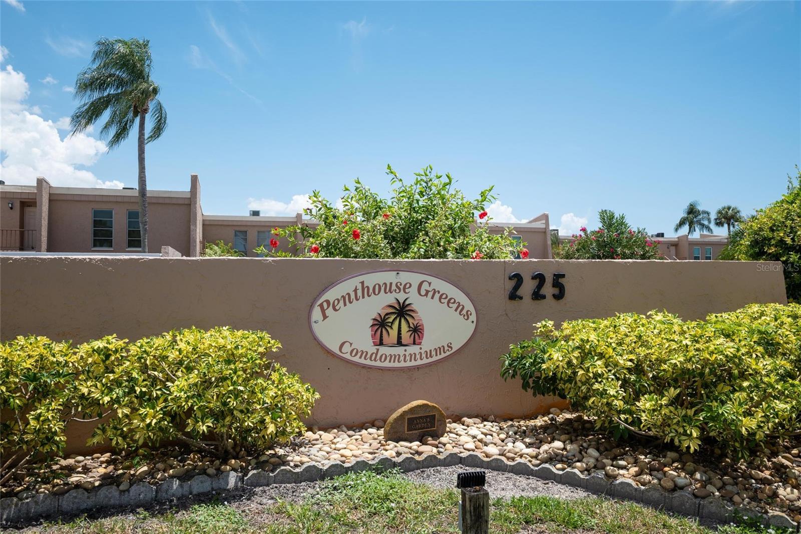 225 Country Club Dr #e343 Property Photo 2