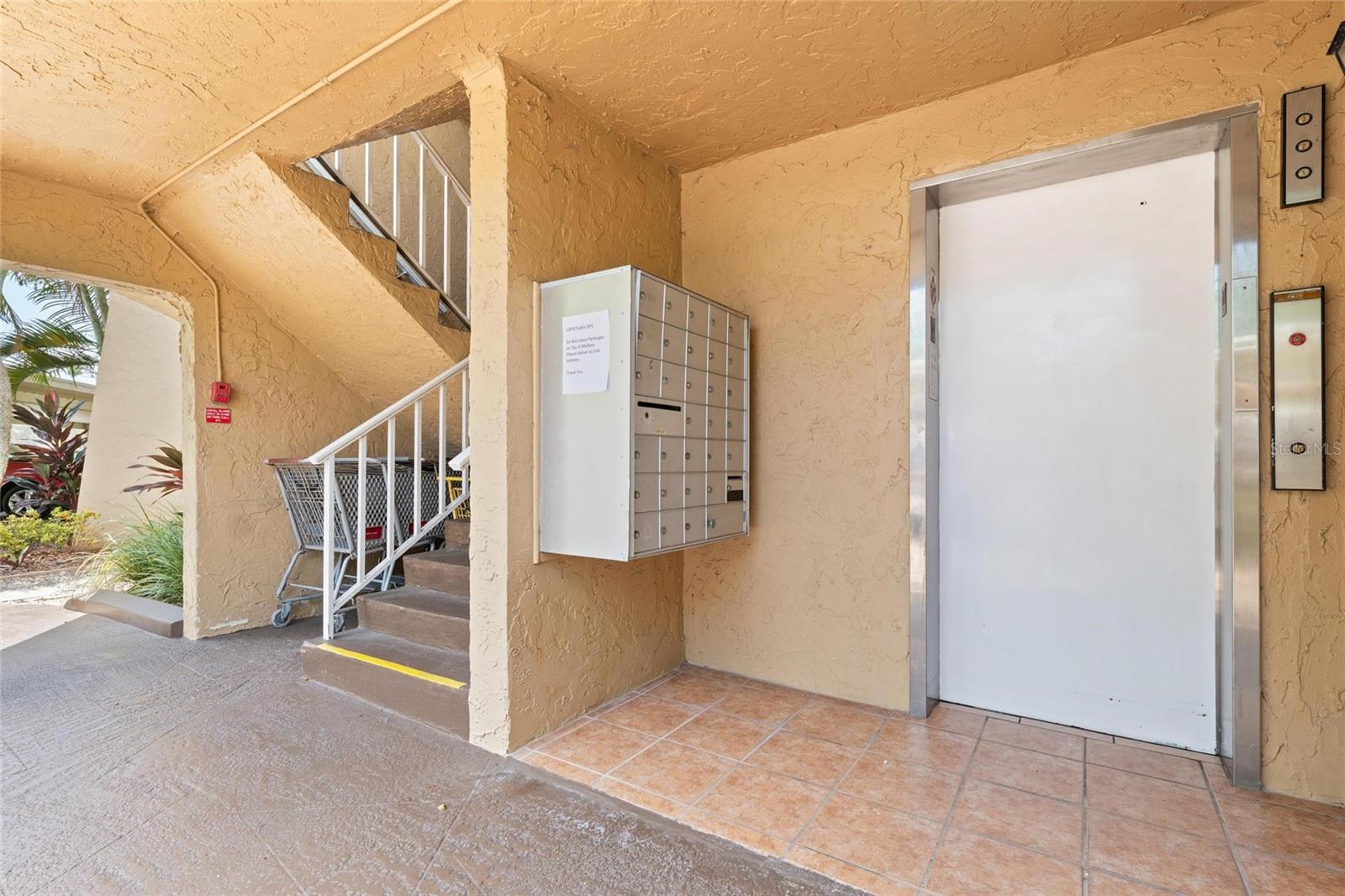 225 Country Club Dr #e343 Property Photo 36