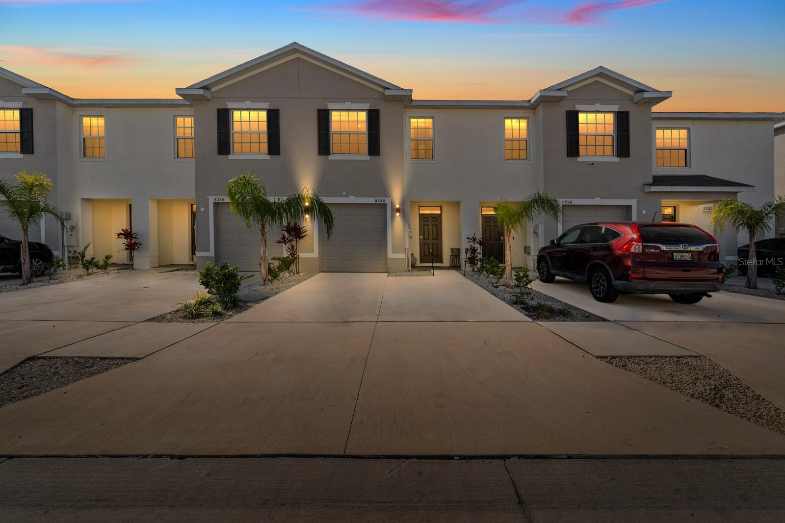 9248 Rock Harbour Way Property Photo 1
