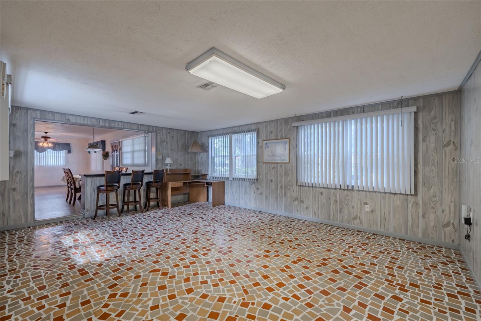 1205 W Camellia Dr Property Photo 12