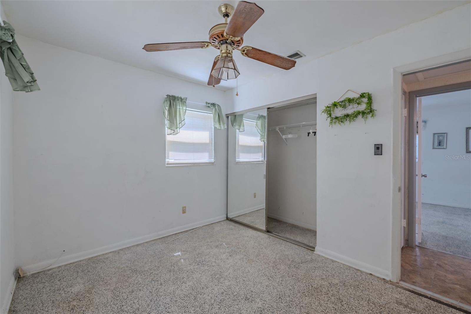 1205 W Camellia Dr Property Photo 15