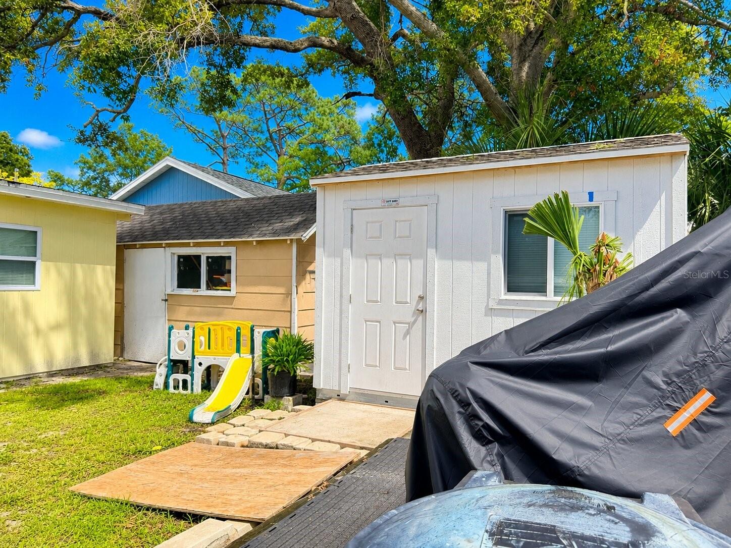 217 50th Ter N Property Photo 24