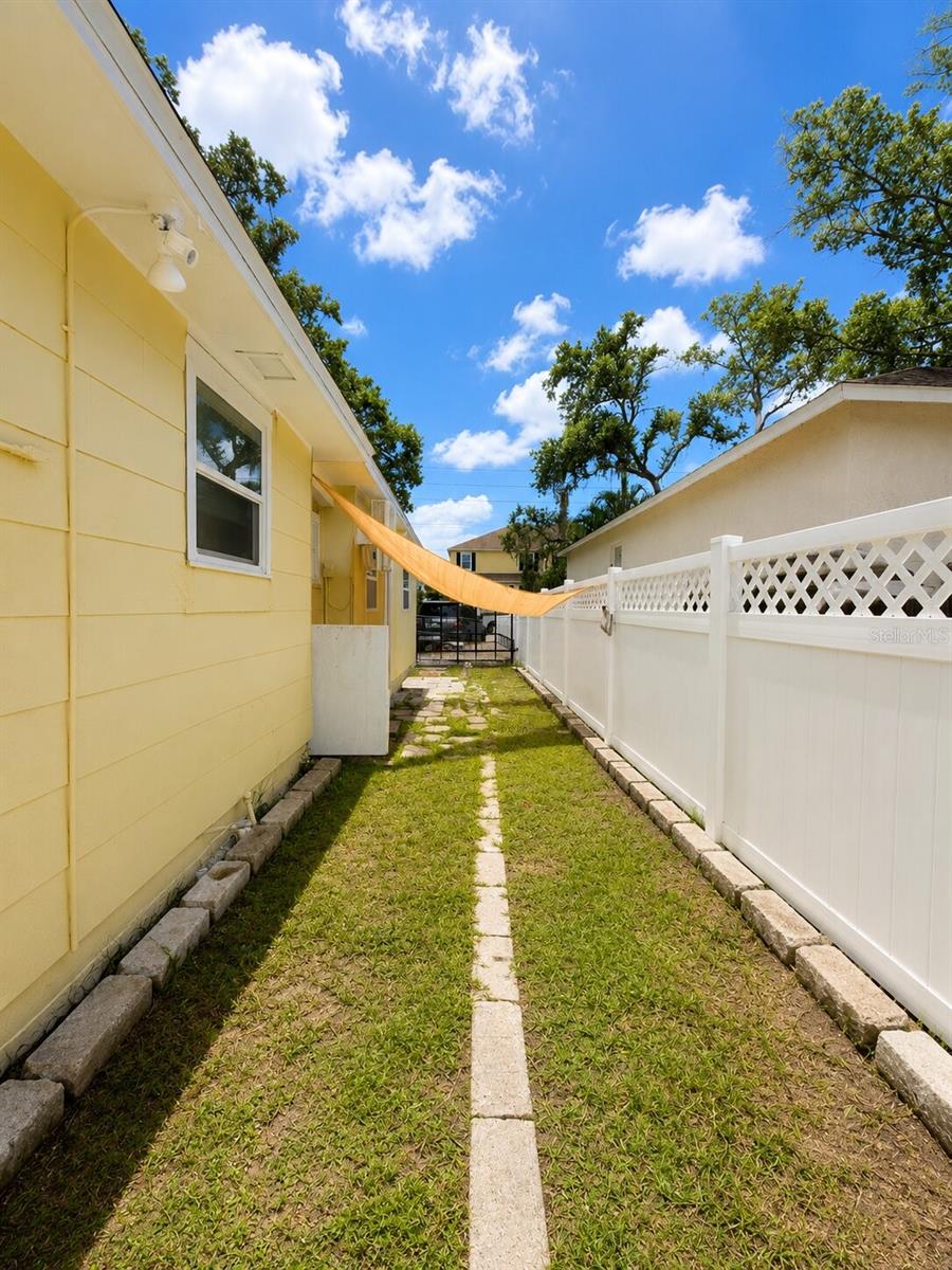 217 50th Ter N Property Photo 27