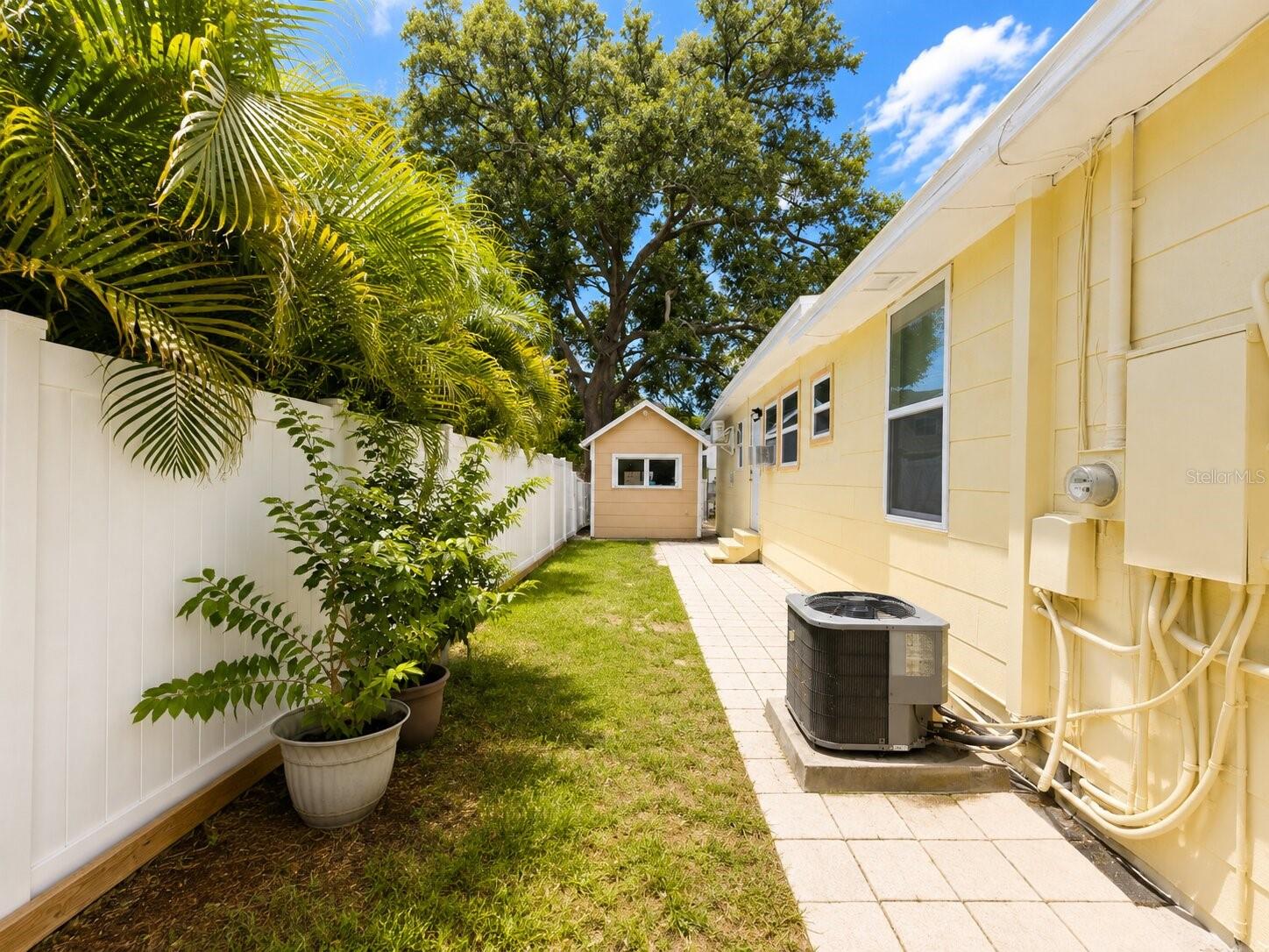 217 50th Ter N Property Photo 28