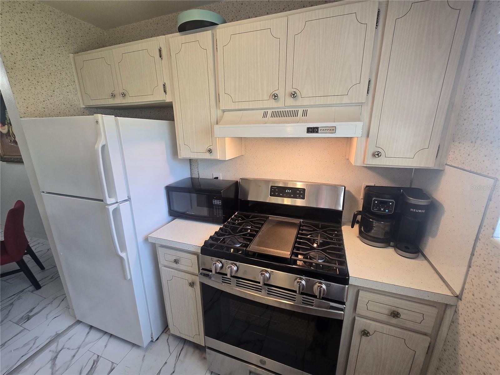 5750 80th St N #b206 Property Photo 33