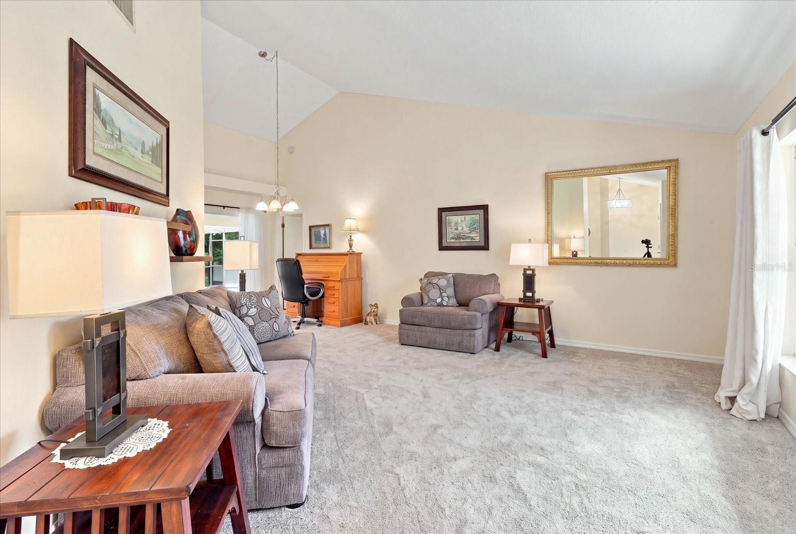 6 Dusty Miller Ct Property Photo 7