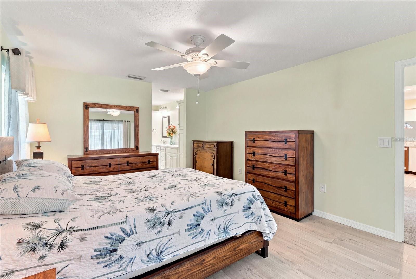 6 Dusty Miller Ct Property Photo 13