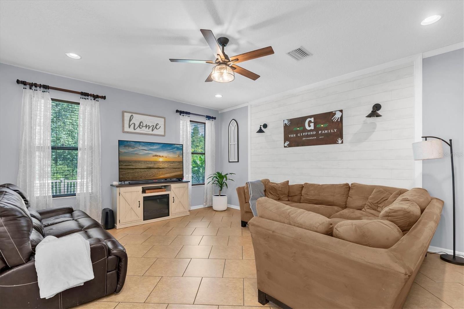 1307 Ketzal Dr Property Photo 17