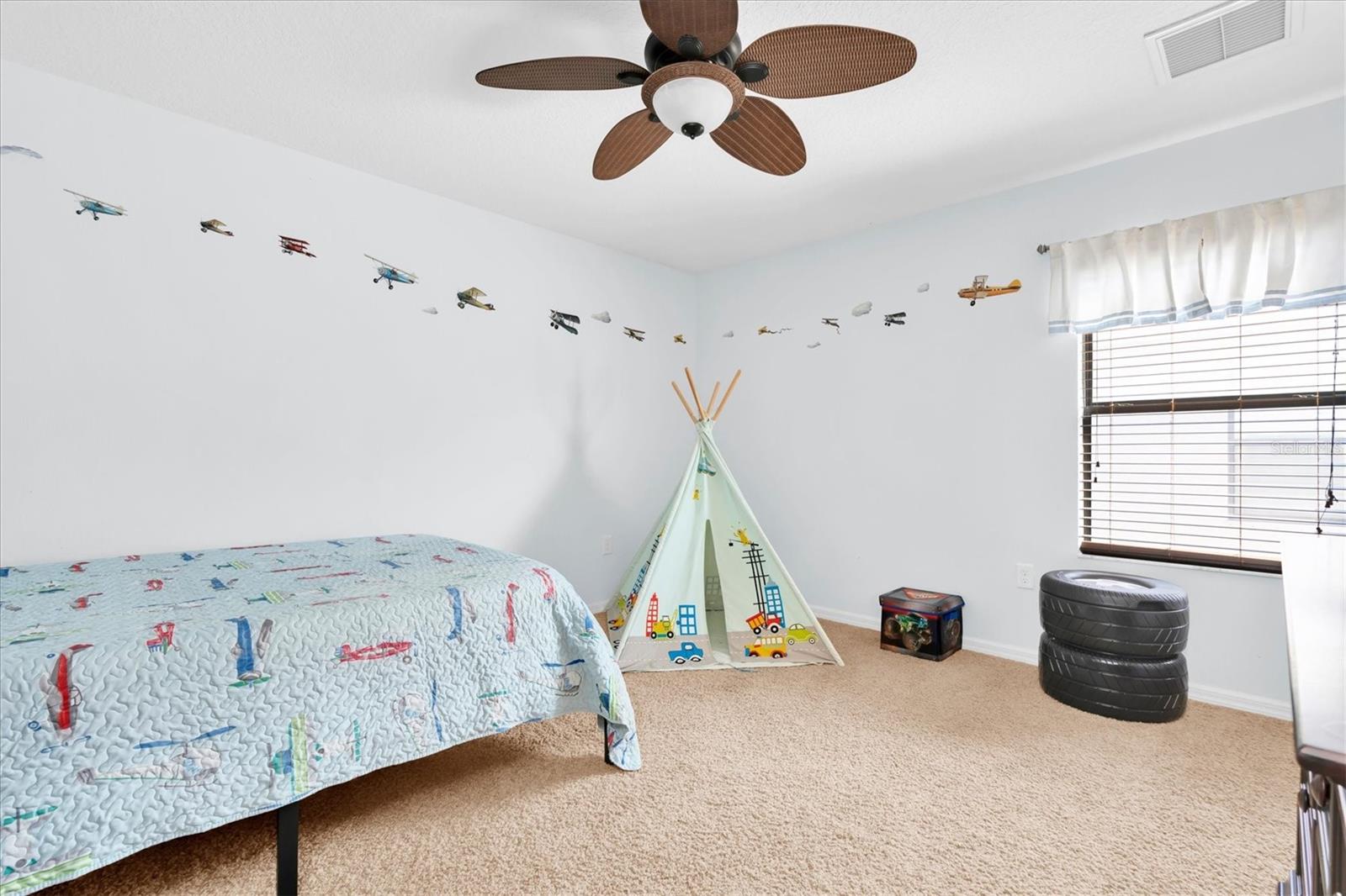 1307 Ketzal Dr Property Photo 34