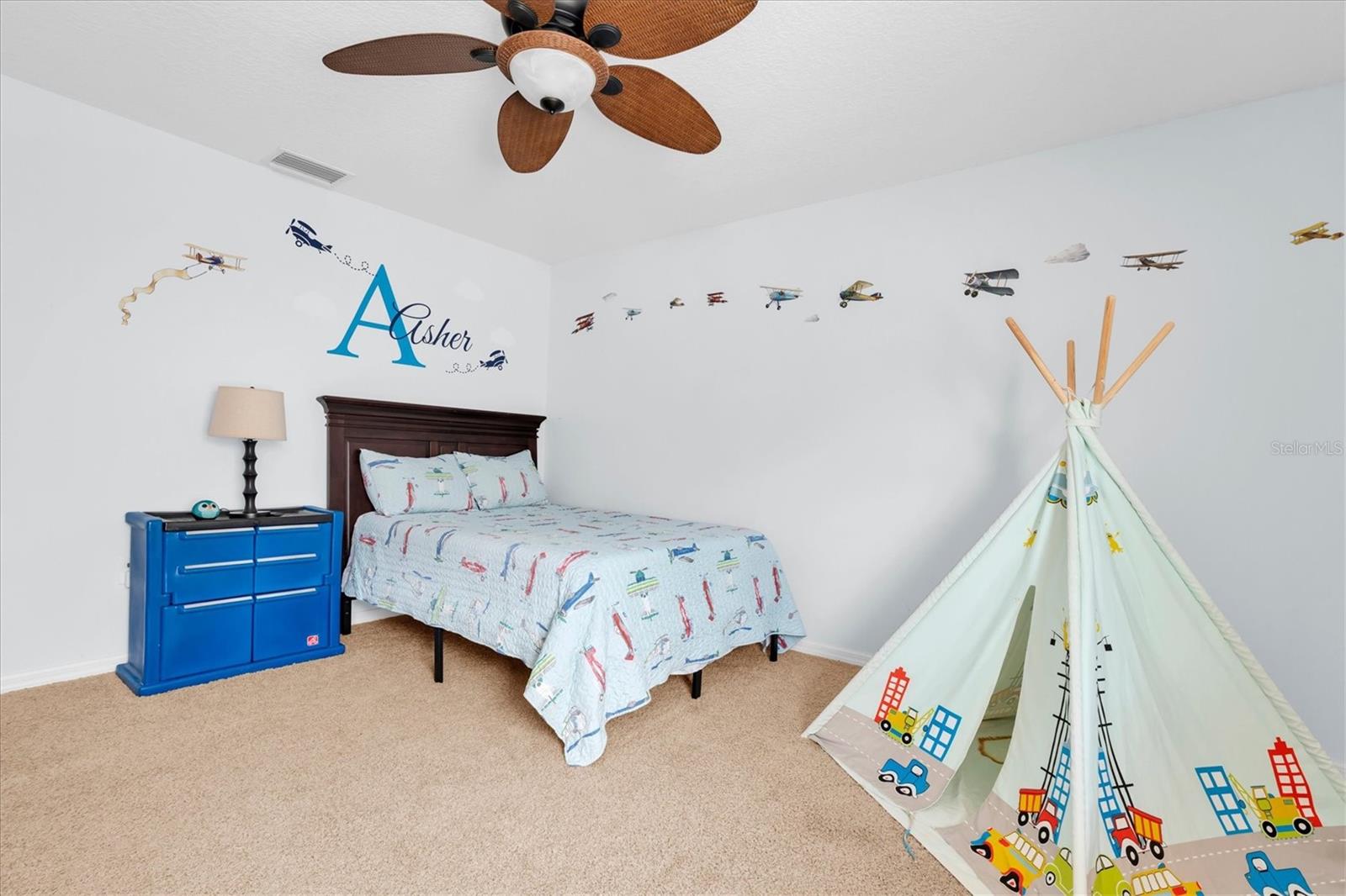 1307 Ketzal Dr Property Photo 35