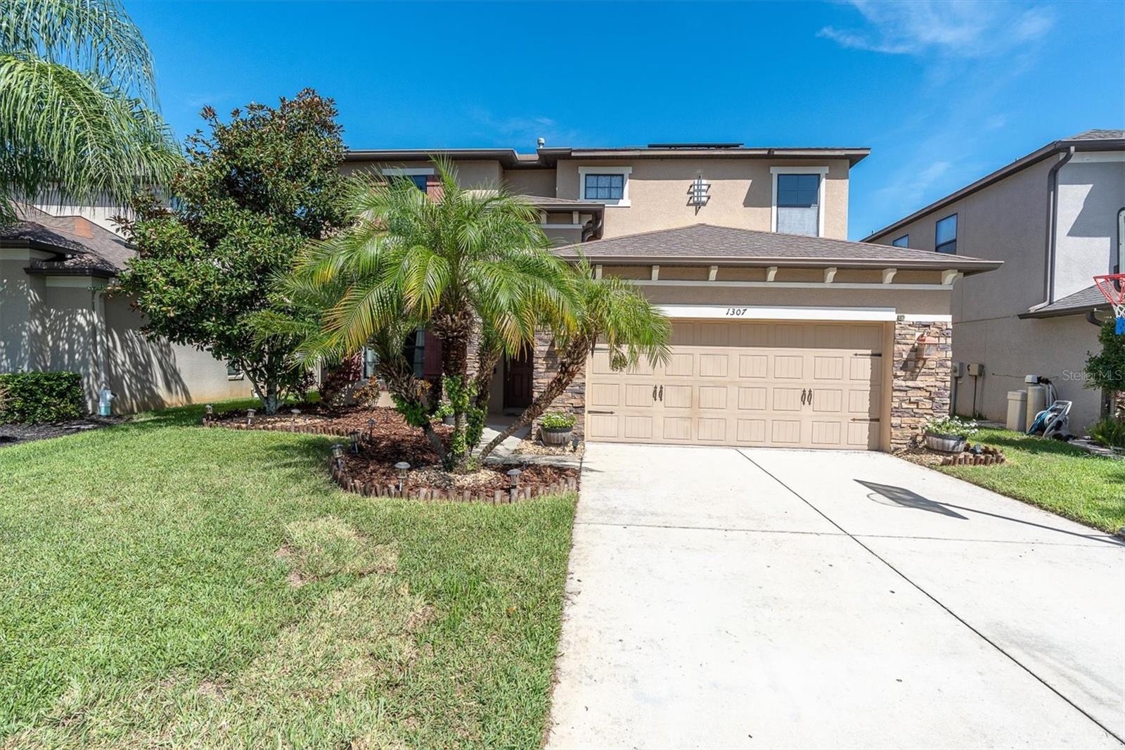1307 Ketzal Dr Property Photo 57