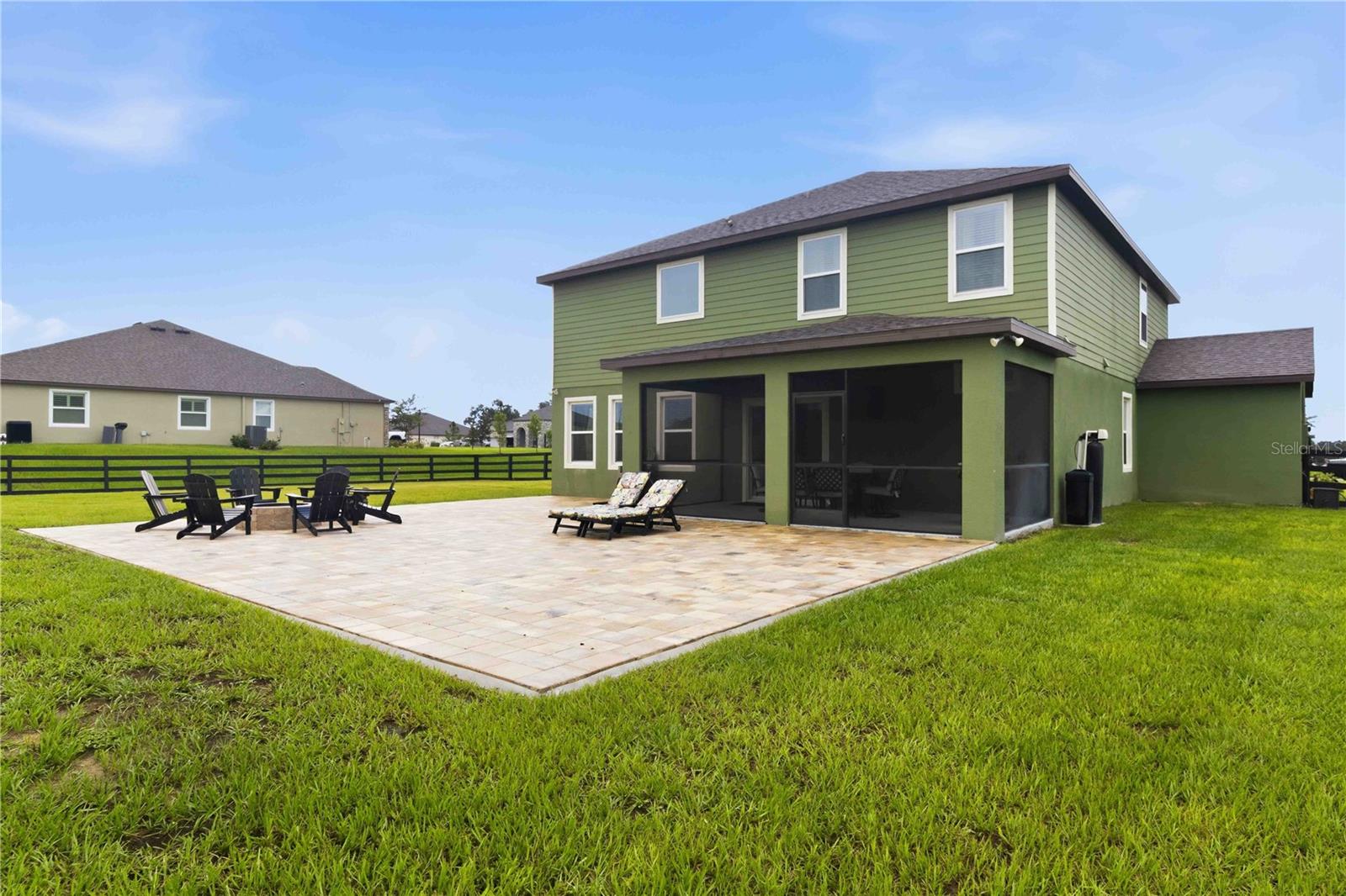10007 Dolphin Gull Cir Property Photo 28