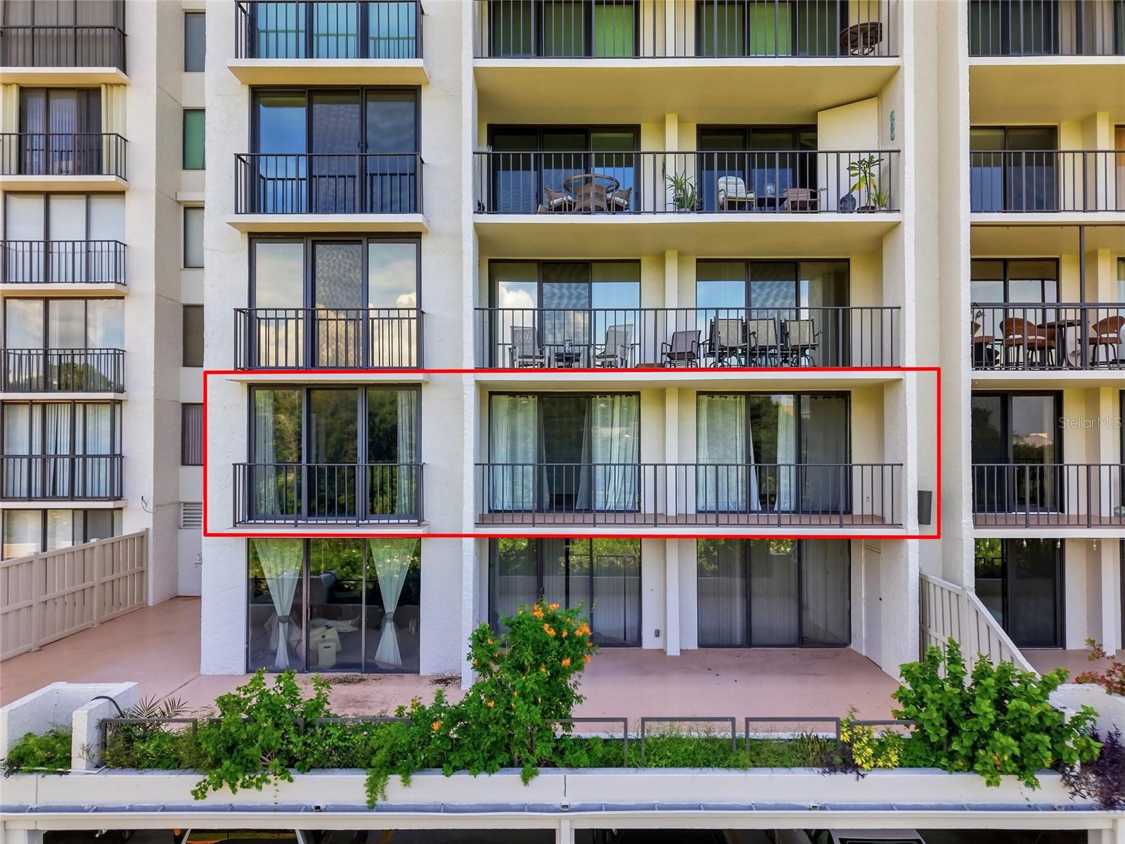 220 Belleview Blvd #207 Property Photo 5