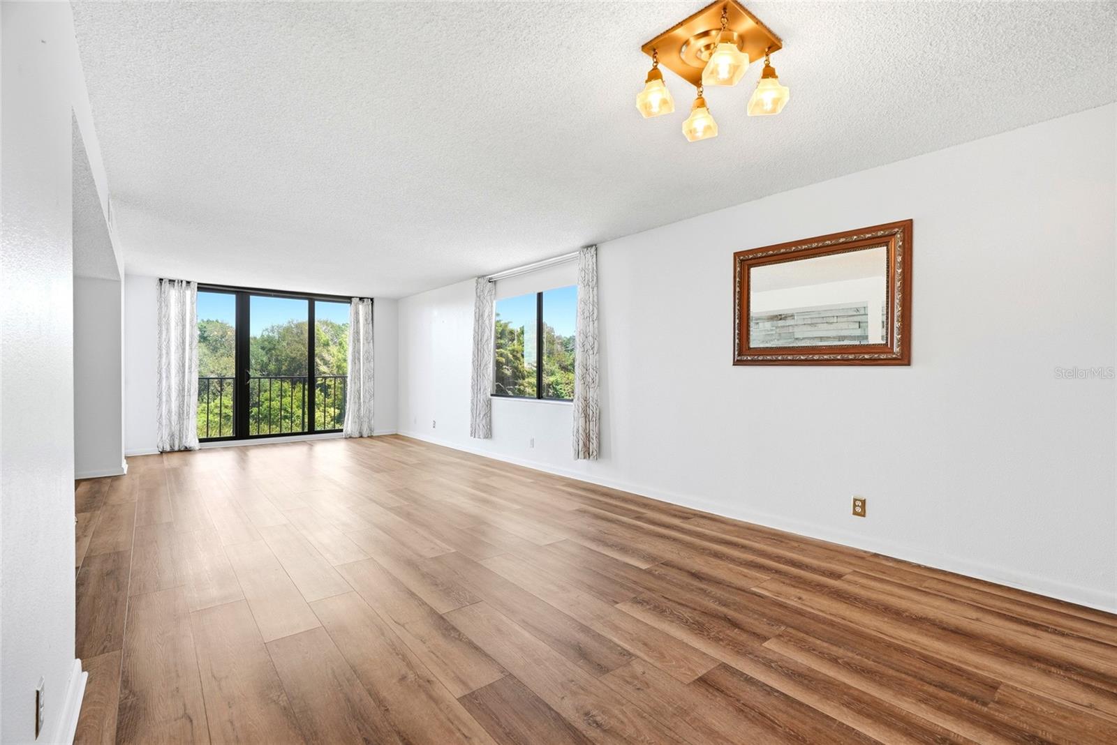 220 Belleview Blvd #207 Property Photo 7