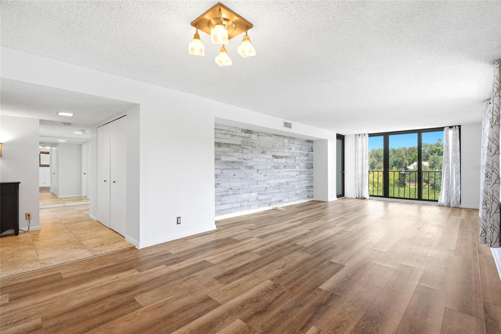 220 Belleview Blvd #207 Property Photo 10