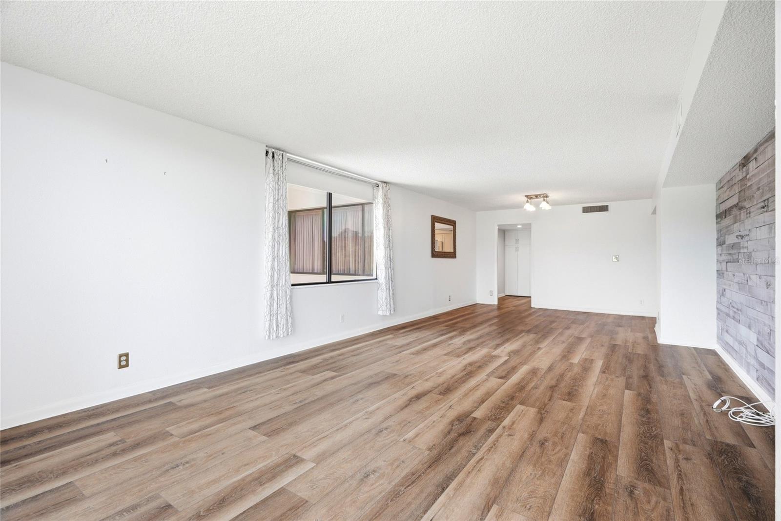 220 Belleview Blvd #207 Property Photo 11
