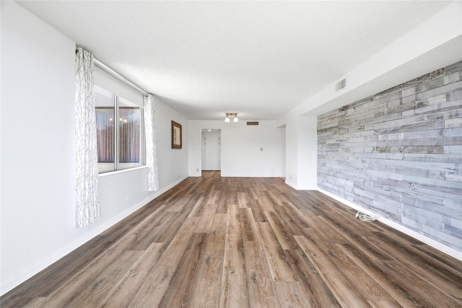 220 Belleview Blvd #207 Property Photo 13