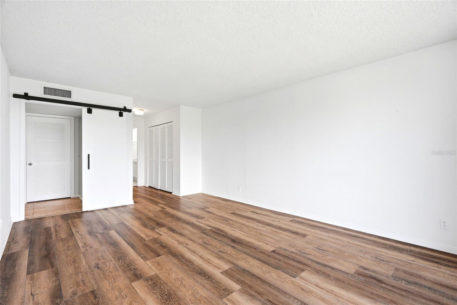 220 Belleview Blvd #207 Property Photo 20