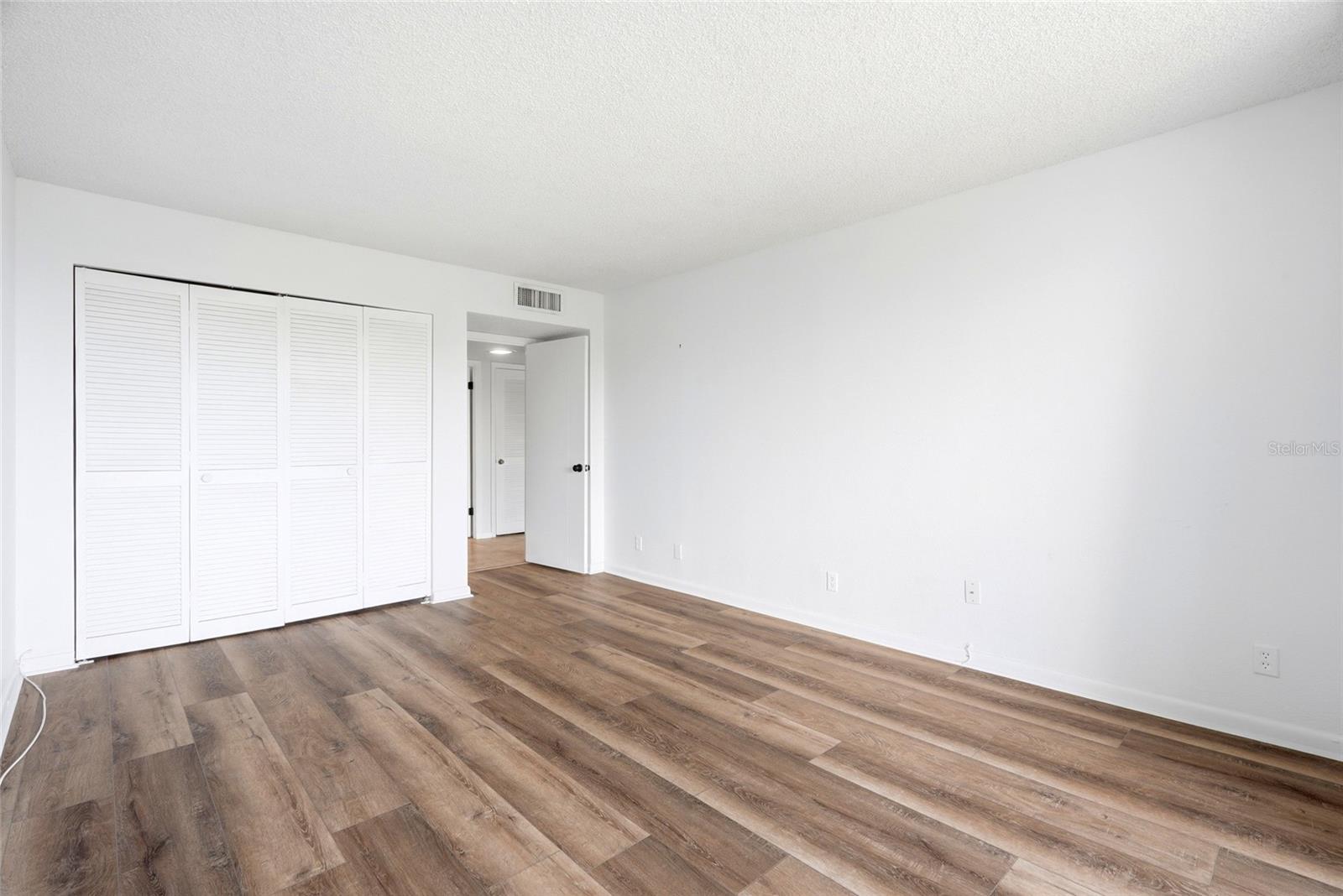 220 Belleview Blvd #207 Property Photo 26