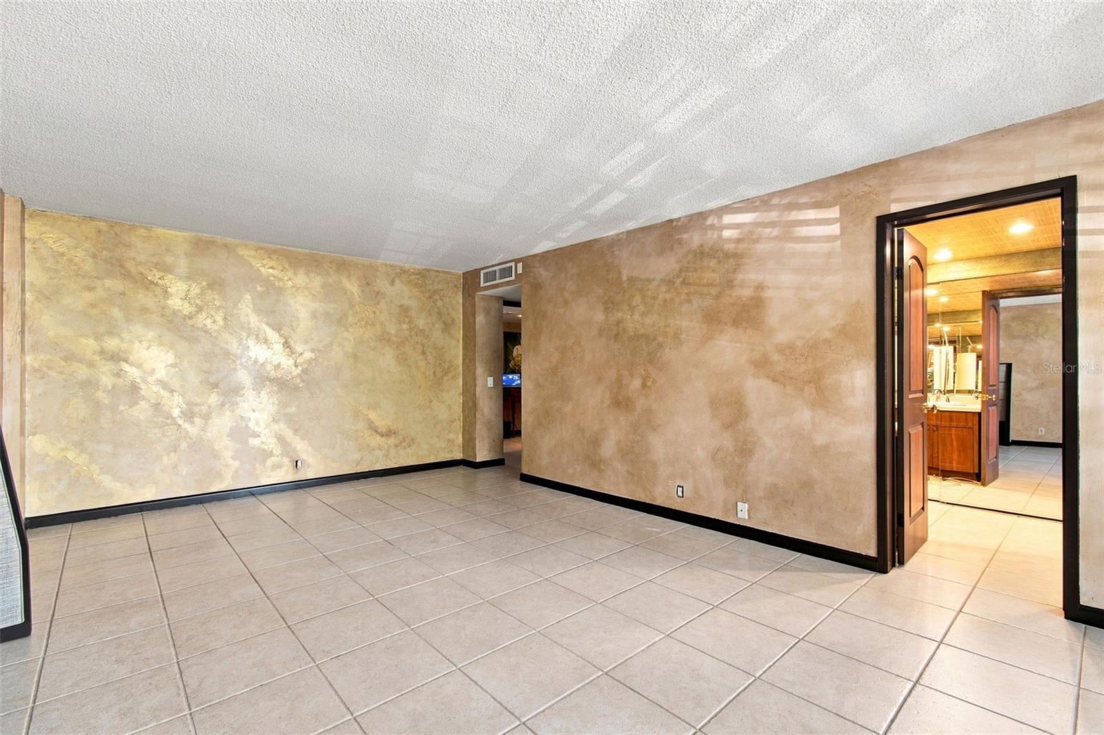 5700 Mariner St #204w Property Photo 43
