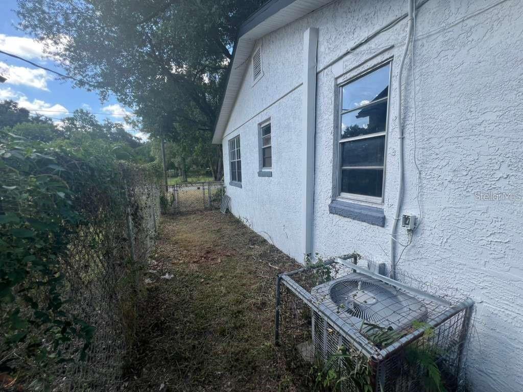 2912 Chipco St Property Photo 13