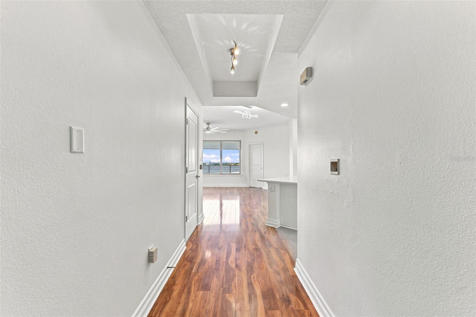 1209 E Cumberland Ave #608 Property Photo 2
