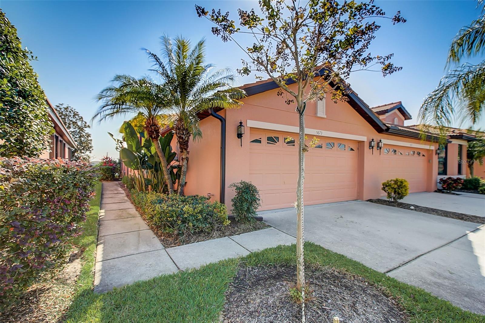 5673 Sunset Falls Dr Property Photo 5