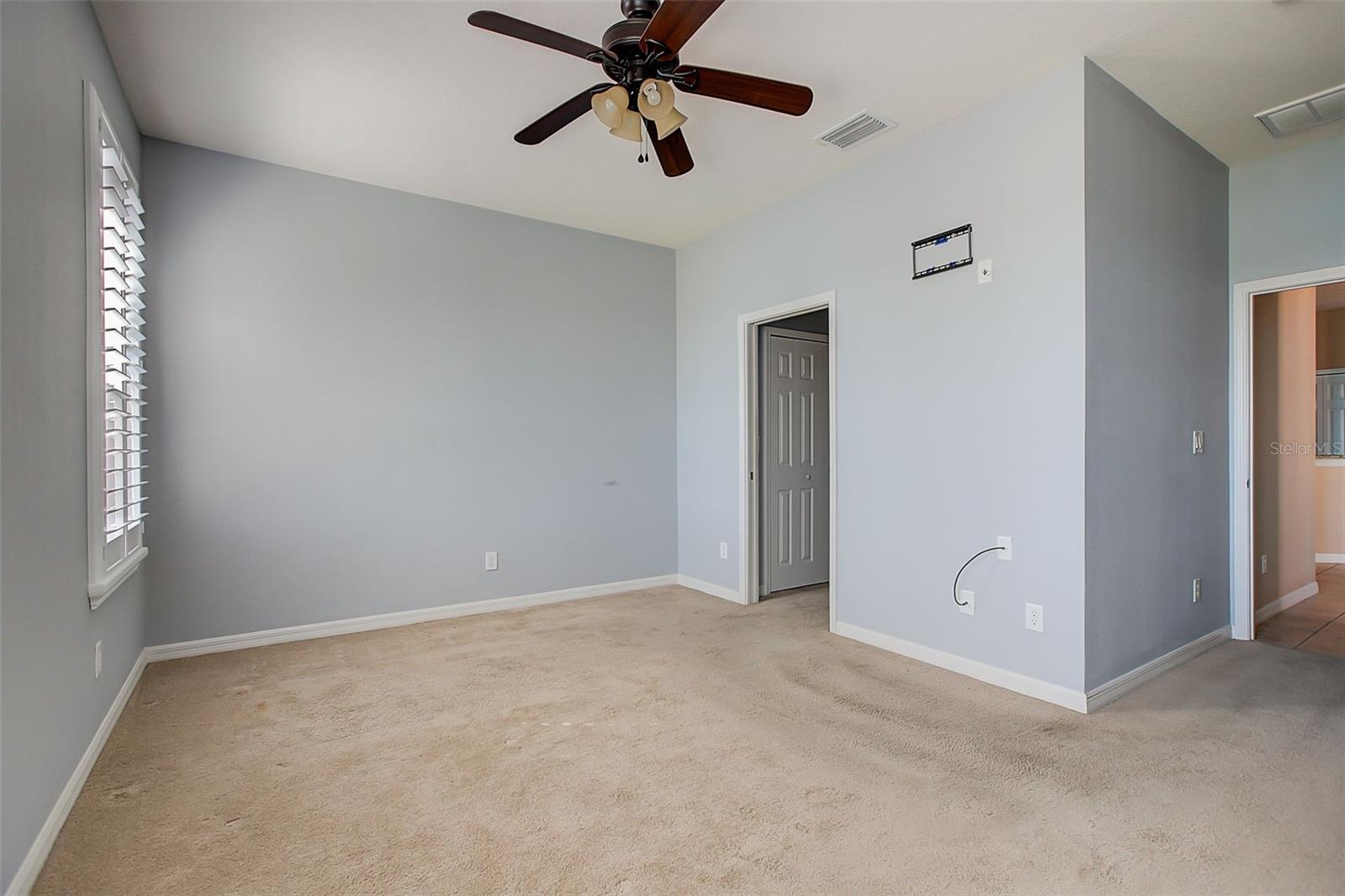 5673 Sunset Falls Dr Property Photo 13