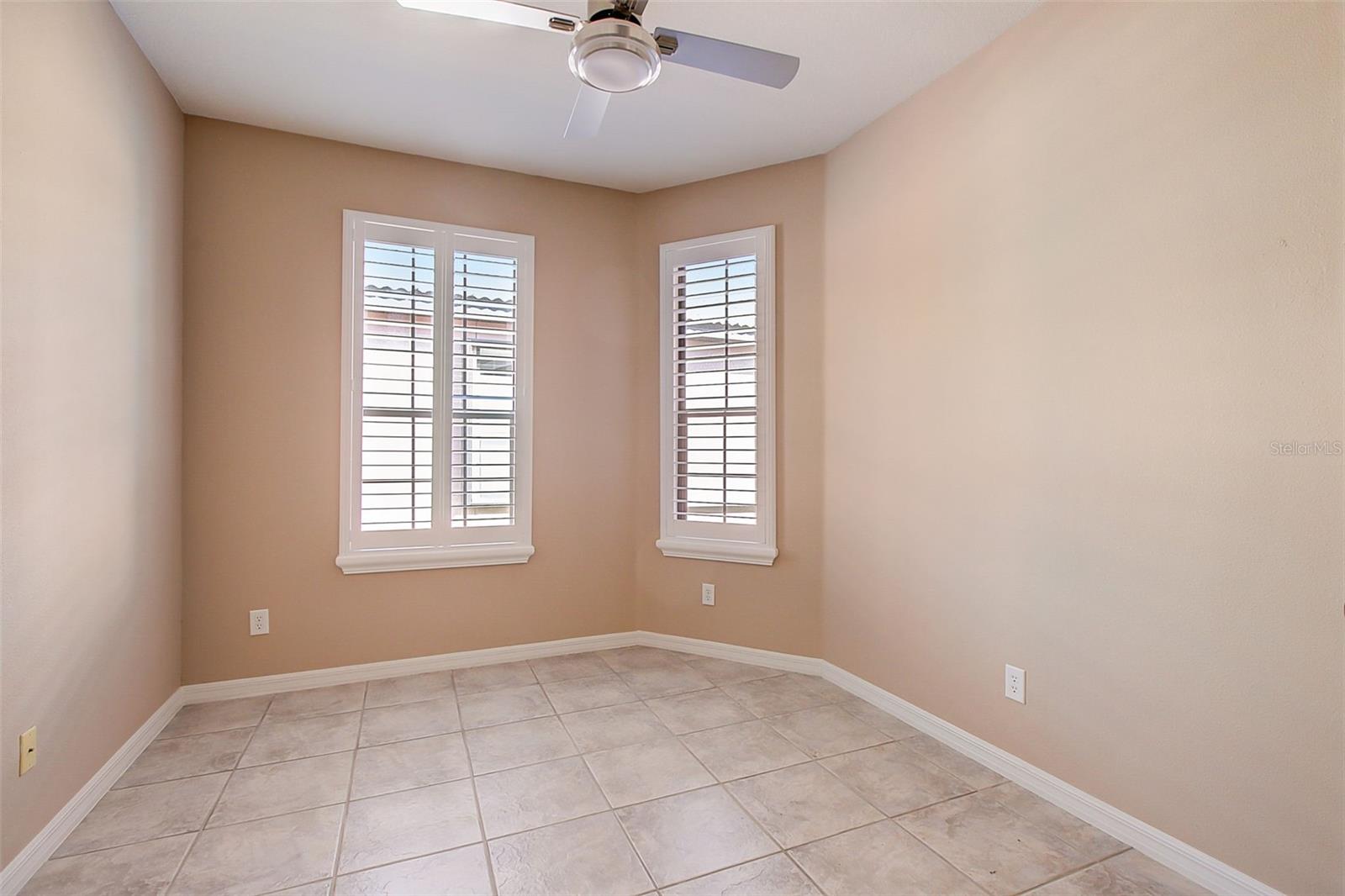 5673 Sunset Falls Dr Property Photo 18