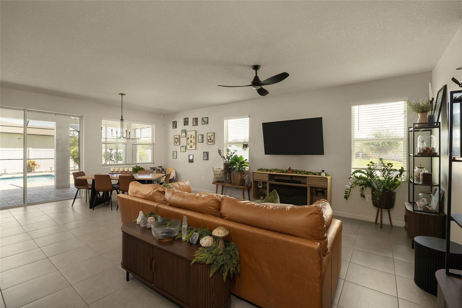 13301 Waterleaf Garden Cir Property Photo 11
