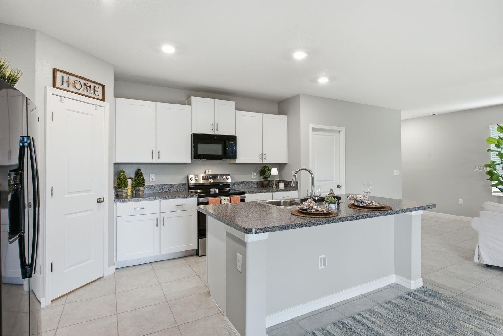 11483 Sage Canyon Dr Property Photo 15