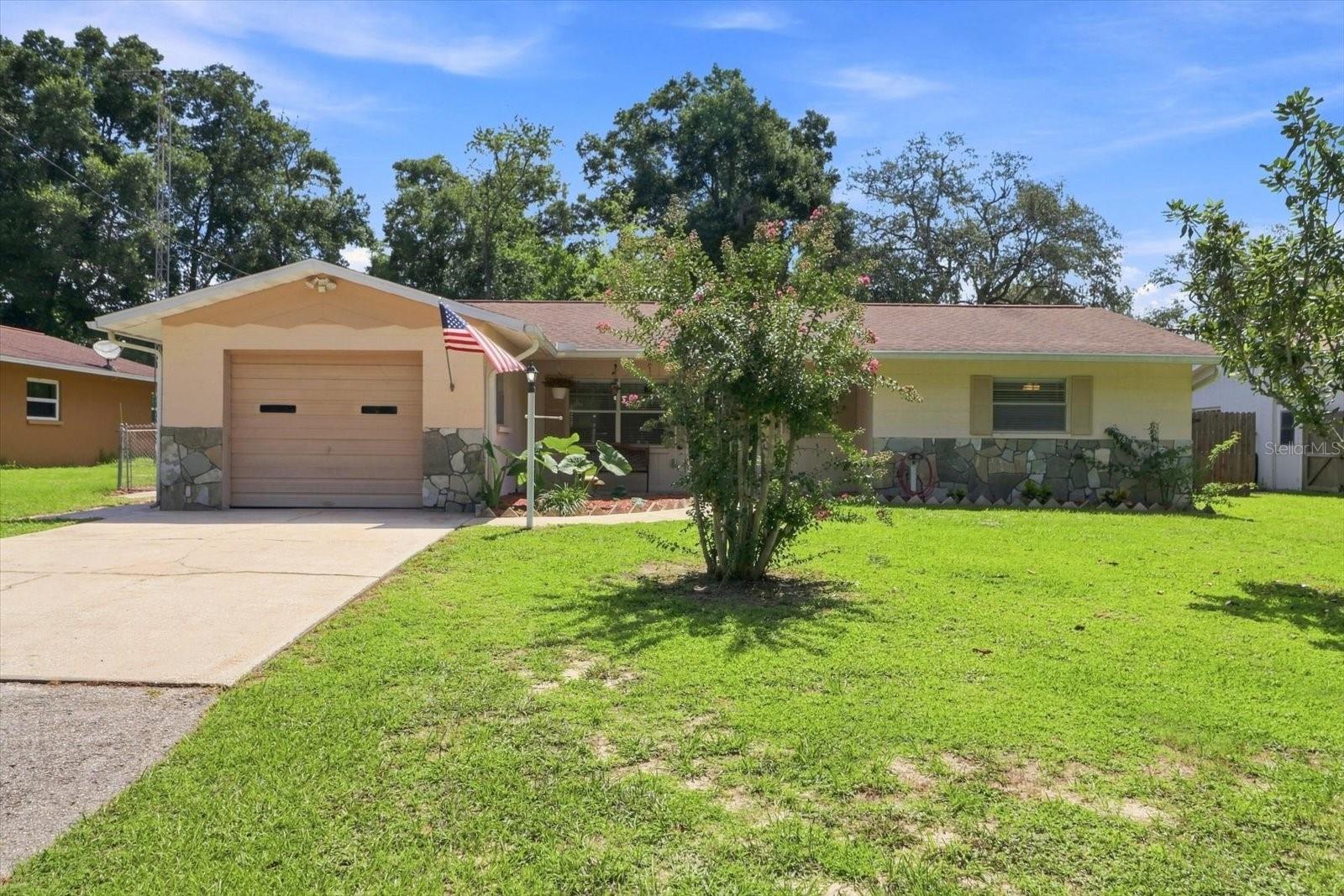 1285 N Haggerty Pt Property Photo 9