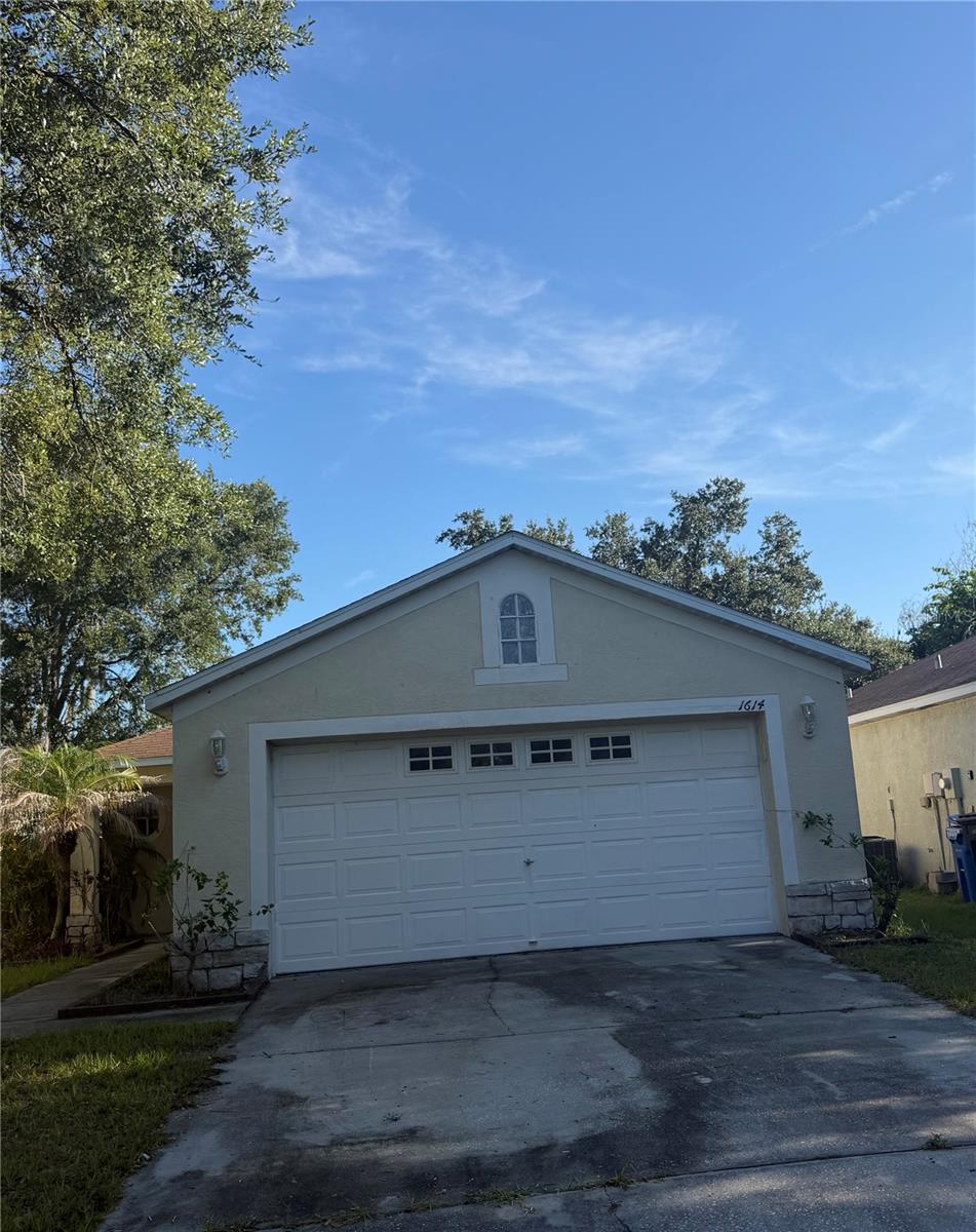 1614 Mosaic Forest Dr Property Photo 1