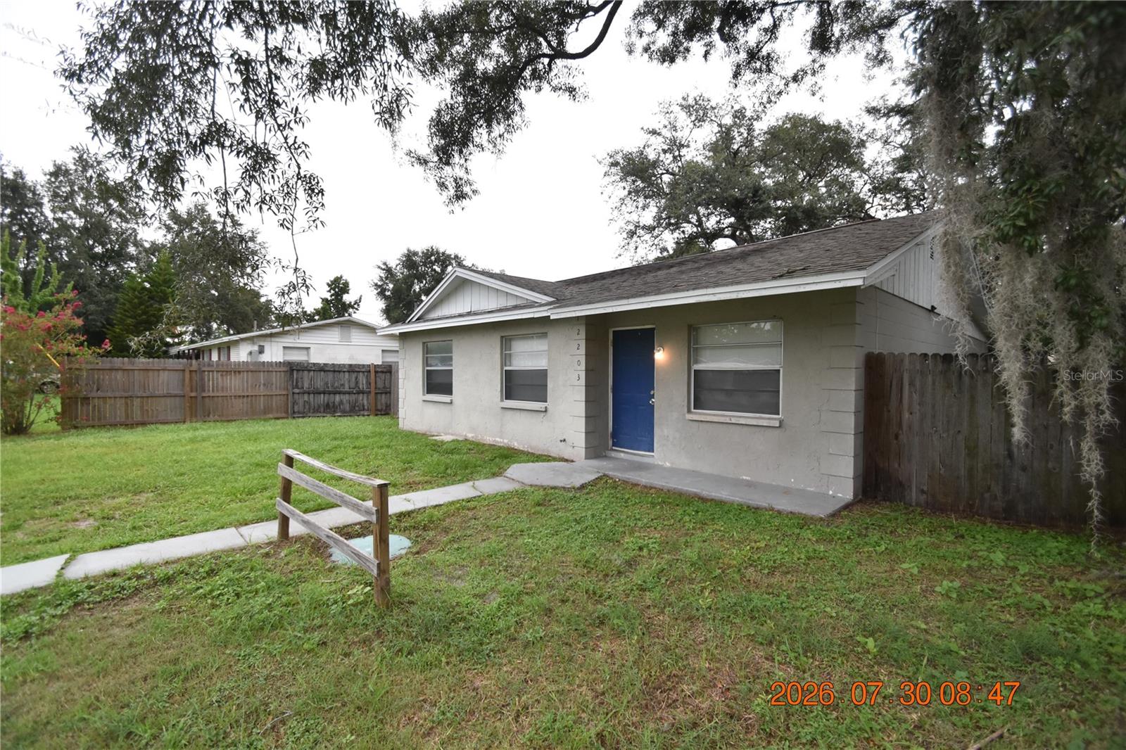 12203 N 9th St Property Photo 2
