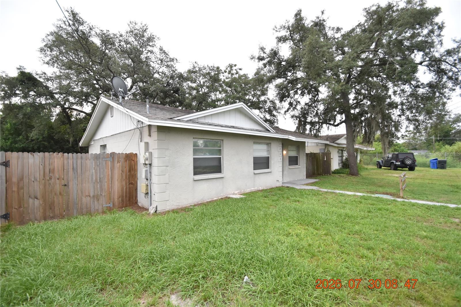 12203 N 9th St Property Photo 3