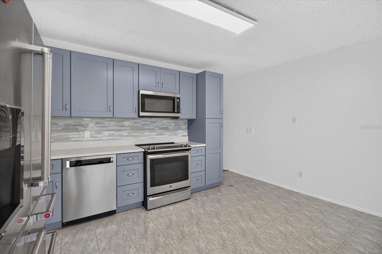 2295 Americus Blvd E #59 Property Photo 15