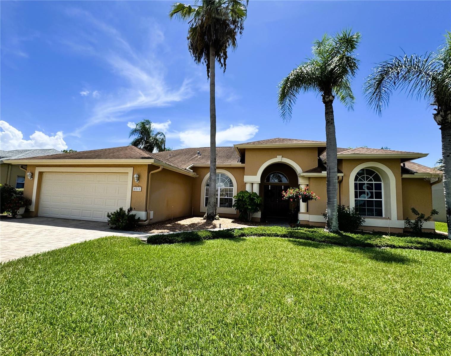 8518 Coral Creek Loop Property Photo 1