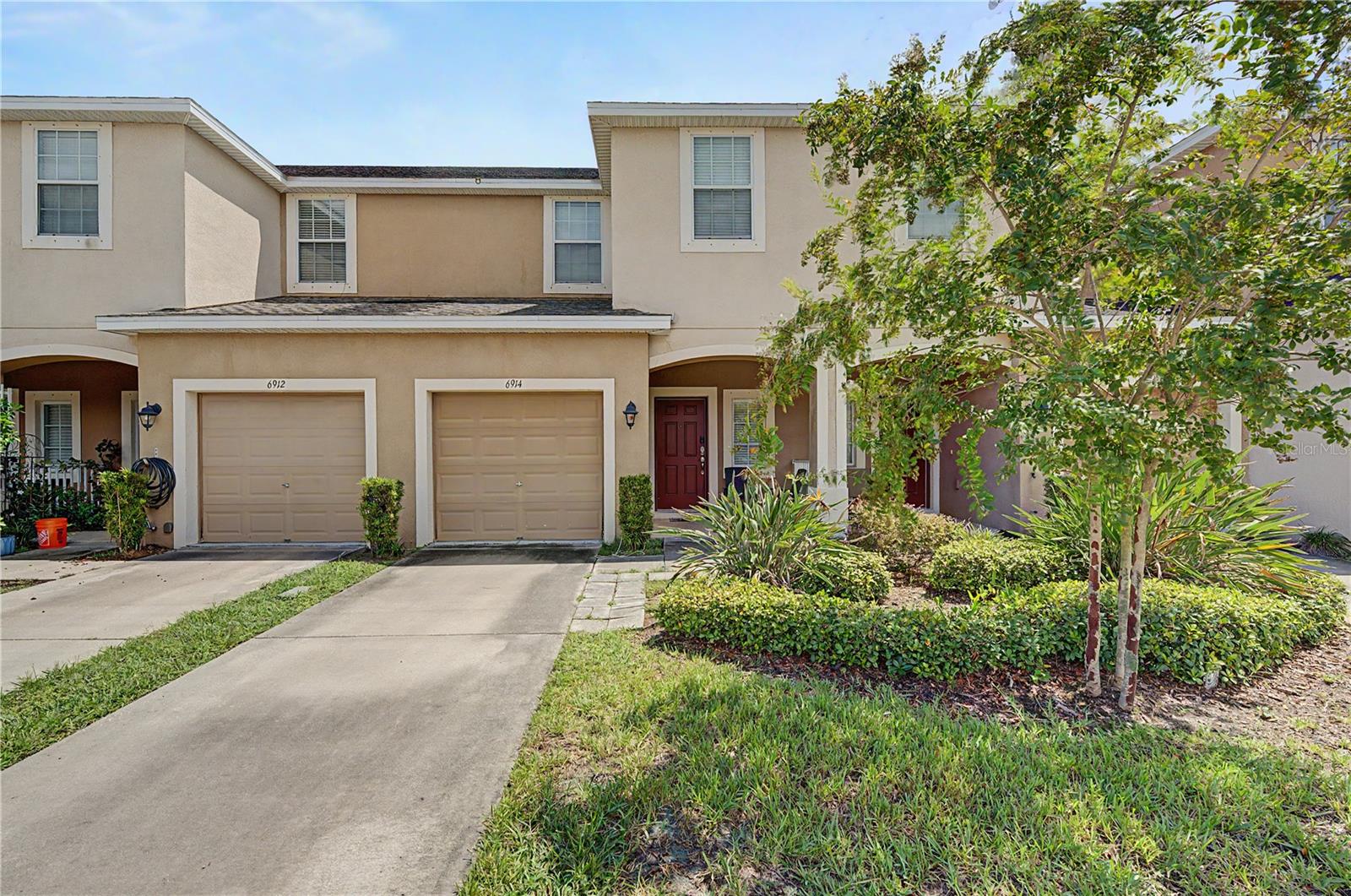 6914 Holly Heath Dr Property Photo 1