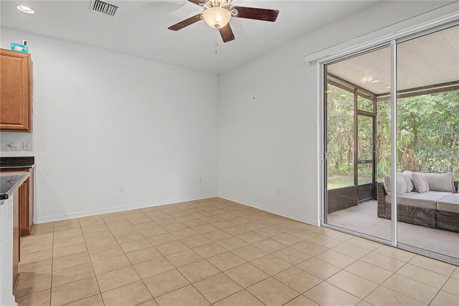 6914 Holly Heath Dr Property Photo 15
