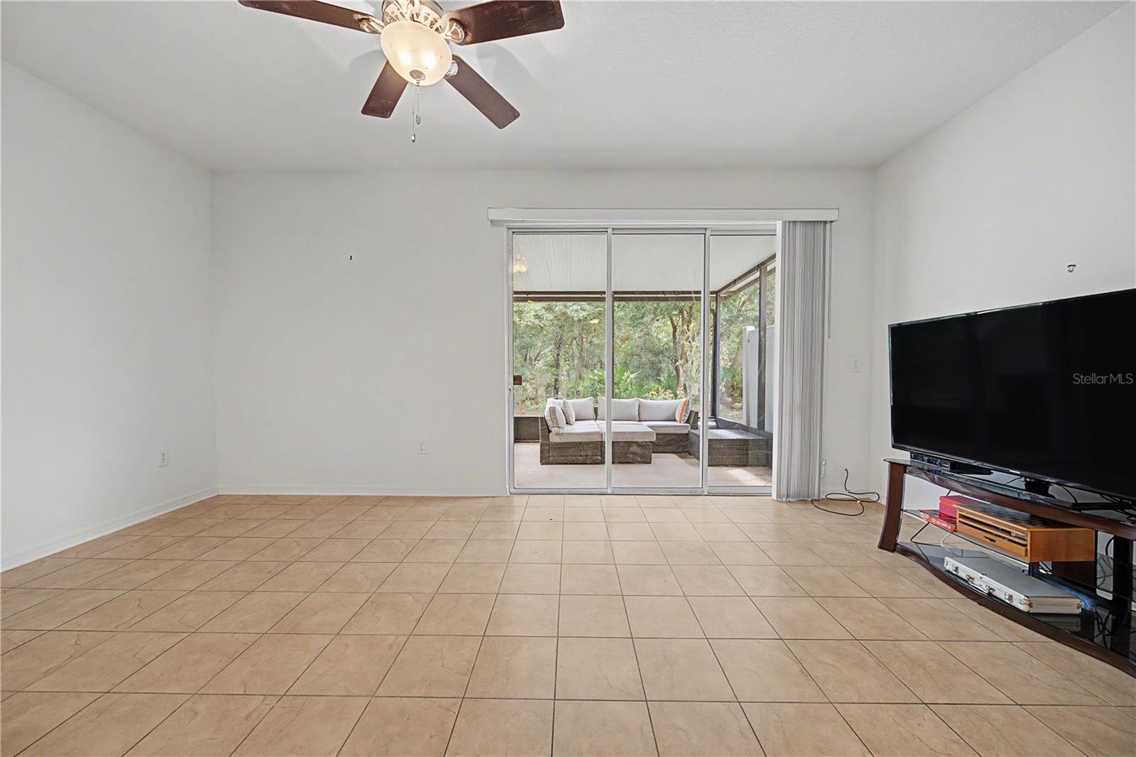 6914 Holly Heath Dr Property Photo 16
