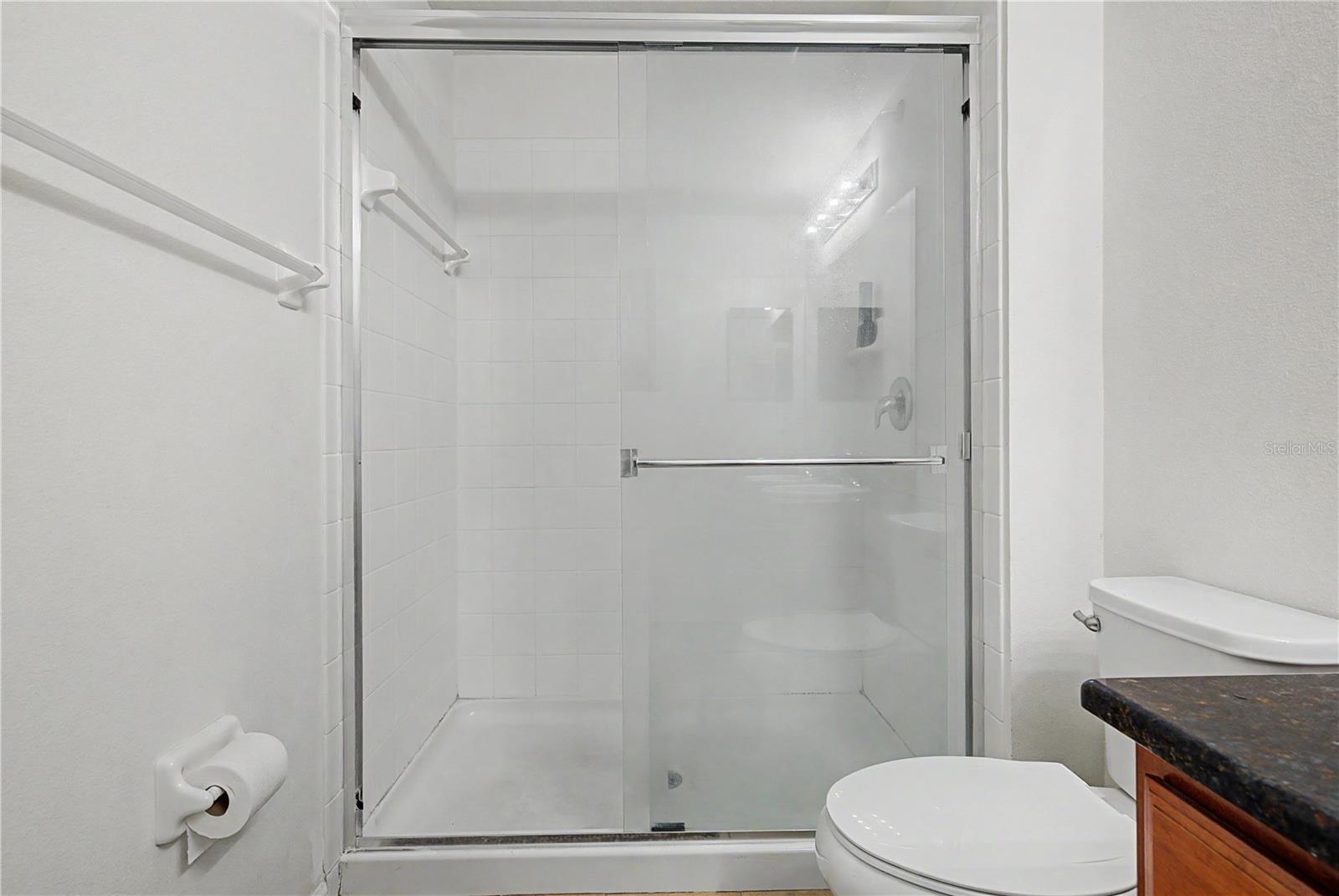 6914 Holly Heath Dr Property Photo 20