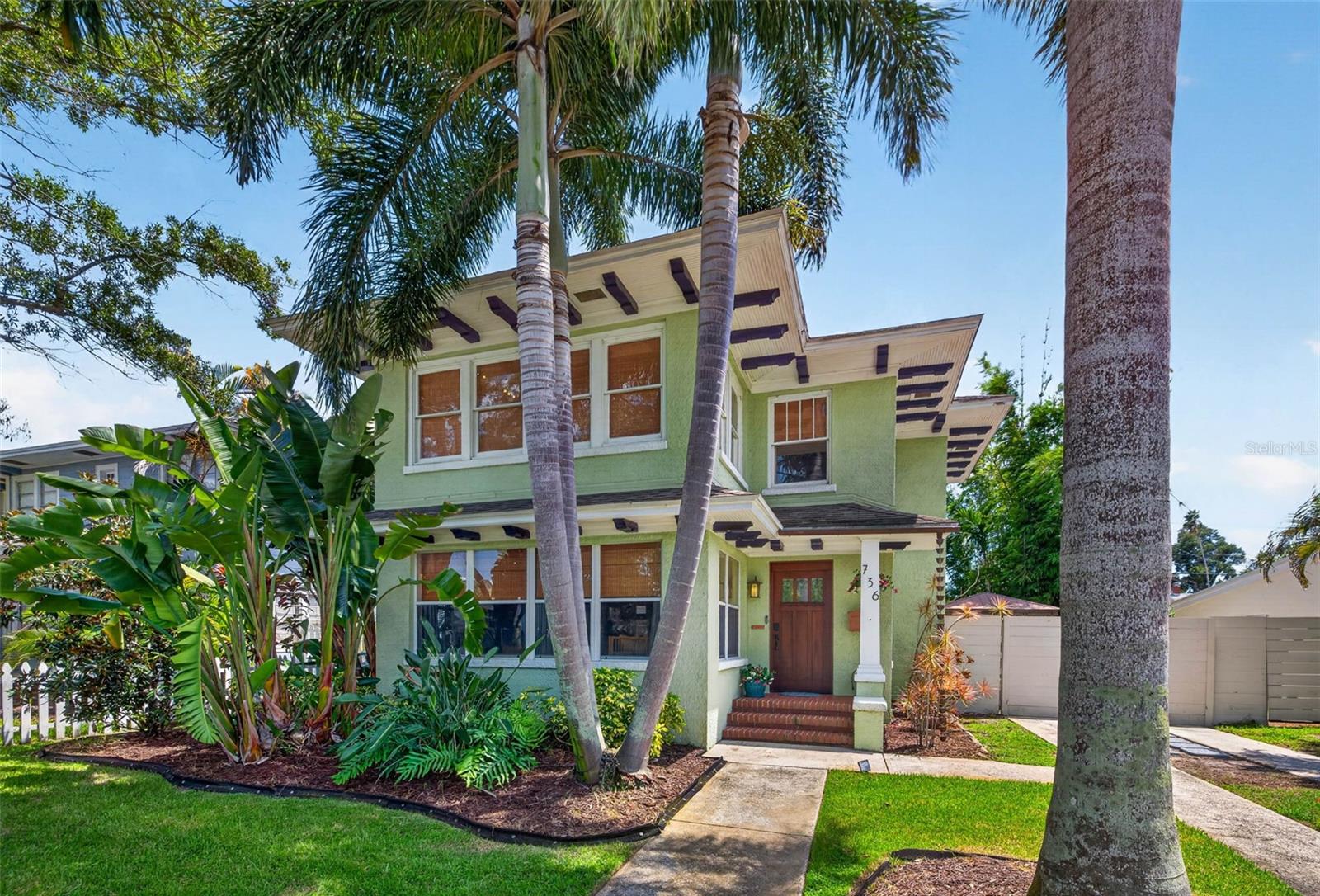 736 30th Ave N Property Photo 42